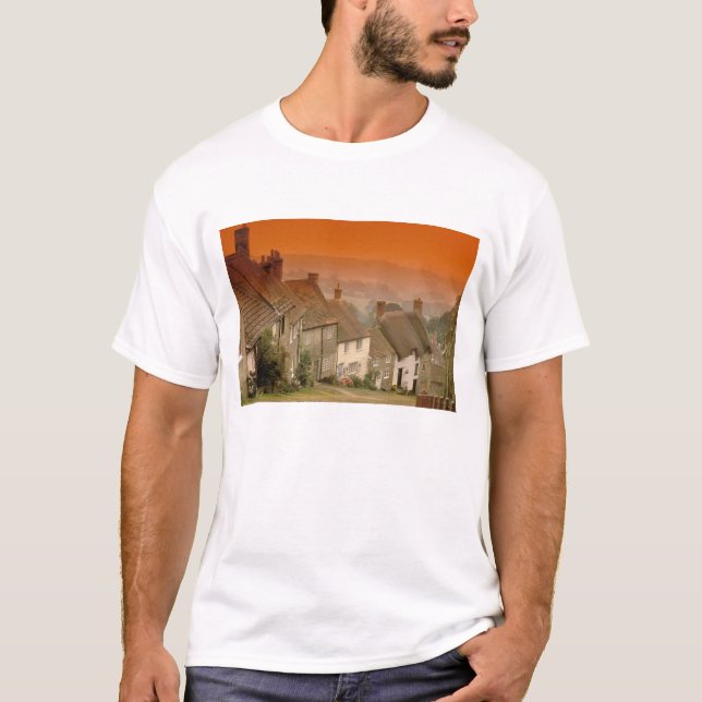Europe, England, Dorset, Shaftesbury. Gold hill T-Shirt (Front)