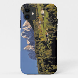 Europe, Italy, San Pietro. The Odle Group seem Case-Mate iPhone Case