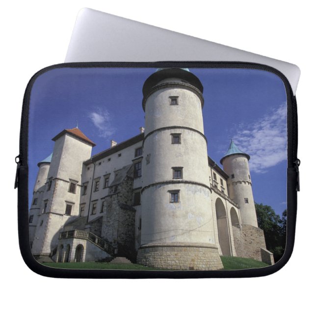 EUROPE, Poland, Carpathian Mts., Nowy Wisnicz Laptop Sleeve (Front)