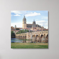 Europe, Spain, Salamanca. The Roman bridge over