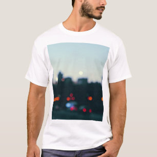 Evening Warsaw: Blurry Cityscape Silhouette. T-Shirt
