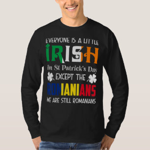 Everyone Is A Little Irish On St Patricks Day Roma T-Shirt