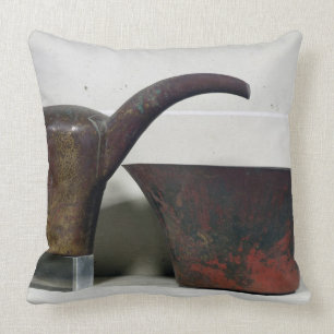 Ewer and basin (copper) cushion