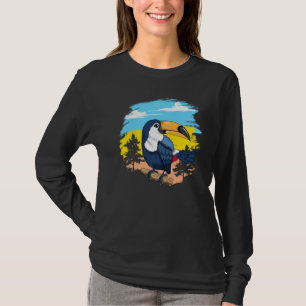 Exotic Bird Toucan Tropics Jungle Animal Wildernes T-Shirt