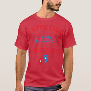 Expecting a Little Firecracker 4th of July Mum Pre T-Shirt