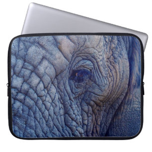 EXPERIENCE WALK WITH THE ELEPHANTS HOW ABOUT HUGGI LAPTOP SLEEVE
