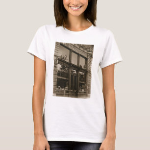 Exterior of the Faberge Shop, St. Petersburg, earl T-Shirt