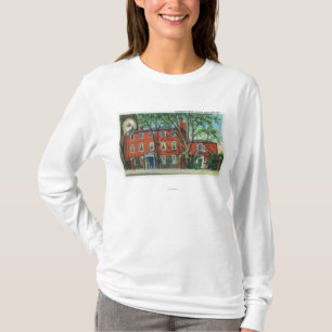 Exterior View of Longfellow's Home 2 T-Shirt