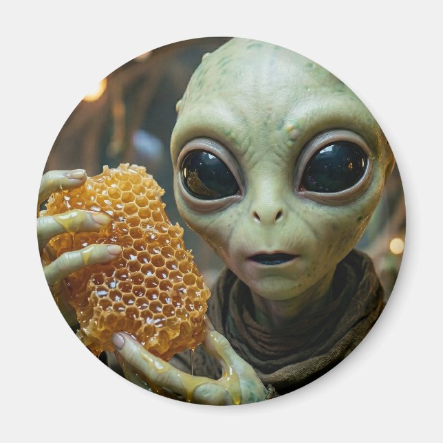 Extraterrestrial Alien Being with Honeycomb Magnet (Front)