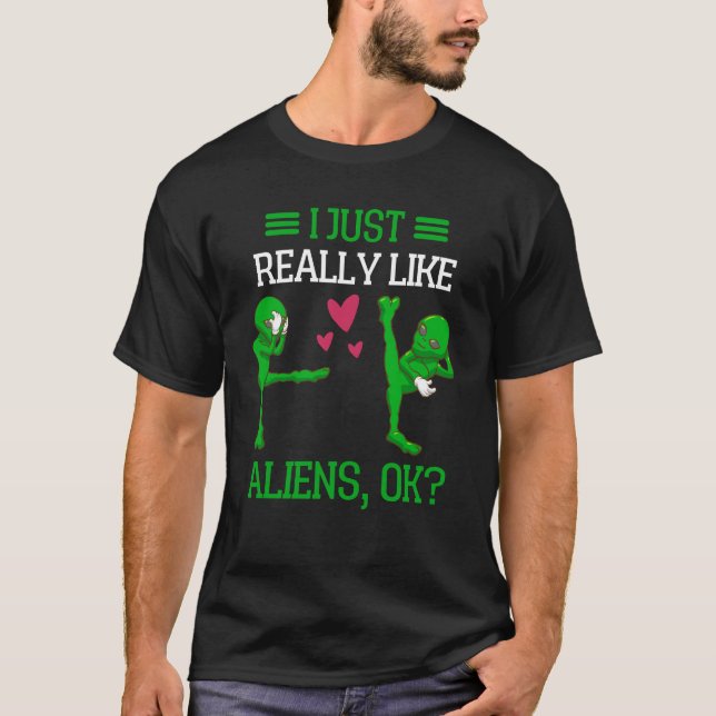 Extraterrestrial Alien Believer Gift Funny Alien T-Shirt (Front)