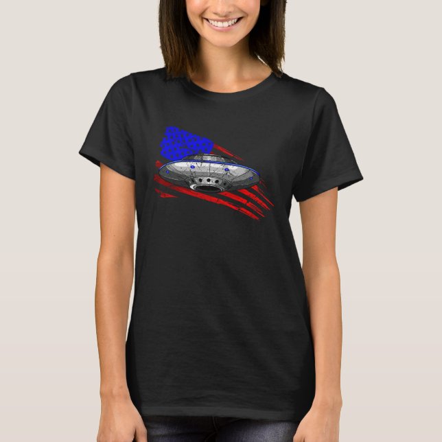 Extraterrestrial Space Craft American Flag Men Wom T-Shirt (Front)