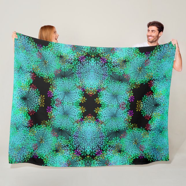 Eye catcher! Fractal flowers in cool colours -  Fleece Blanket (In Situ)