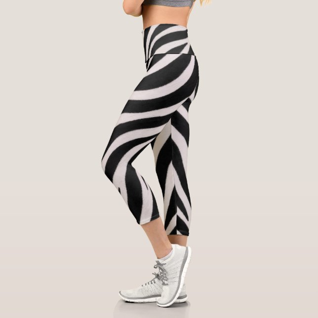 Eye Catching Zebra Pattern Gentle Stylish Capri Leggings (Left)