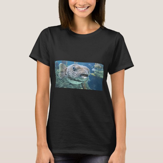 Face to face with puffer fish T-Shirt (Front)