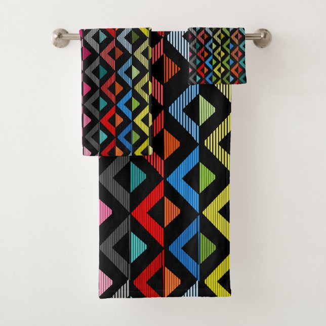 Fading Half-Diamonds Bath Towel Set (Insitu)