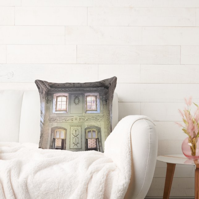 Fading Splendour Cushion (Couch)