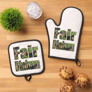 Fair Dinkum Aussie Slang Word With Kangaroos, Oven Mitt & Pot Holder Set