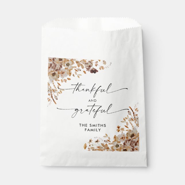 Fall Leaves Thanksgiving Dinner Favor Bags (Front)