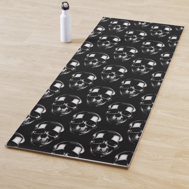 Falln Dark Skulls Yoga Mat (In Situ)