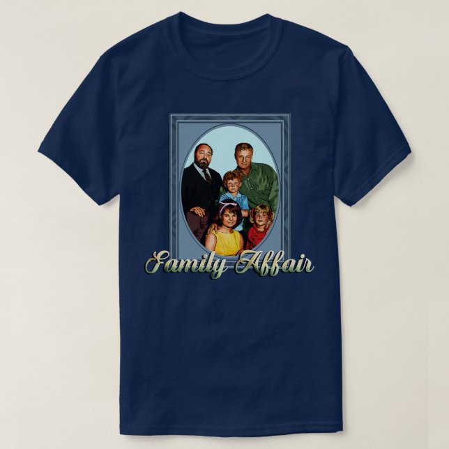 Family Affair framed photo T-Shirt (Design Front)