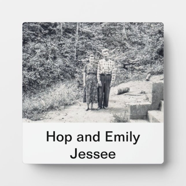 Family display plaque with Easle (Front)