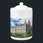 Family Heritage Sutherland Clan's Dunrobin Castle<br><div class="desc">Savour your heritage and connection with one of Scotland's  Highland clans while your tea brews in this lovely pot decorated with a bright photograph of Dunrobin Castle on the Scottish northeast coast.</div>