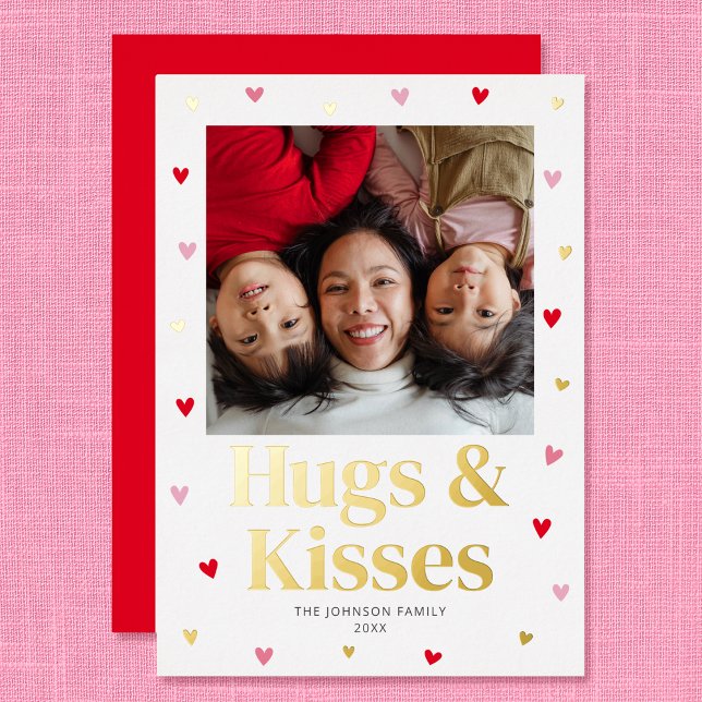 Family Hugs & Kisses Love Valentine Red Gold (Creator Uploaded)