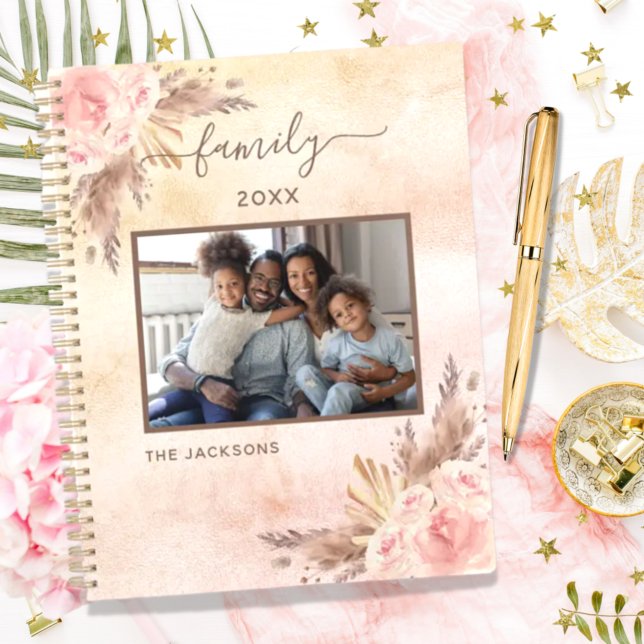 Family photo pampas grass rose gold floral 2025 planner (Creator Uploaded)
