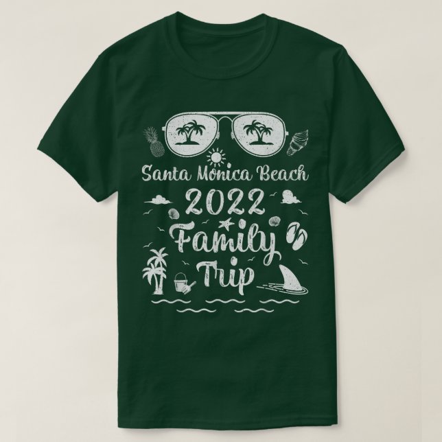 Family Trip 2022 Vacation California Santa Monica  T-Shirt (Design Front)