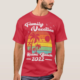 Family Vacation 2022 Vintage Florida Miami Beach T-Shirt