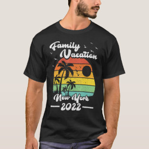 Family Vacation 2022 Vintage Retro New York Beach T-Shirt
