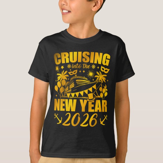 Family Vacation Cruise Ship 2026 New Year Party Cr T-Shirt (Front)