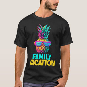 Family Vacation Funny Retro Pineapple Sunglasses V T-Shirt
