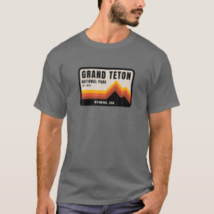Family Vacation Gift - Retro Grand Teton National  T-Shirt