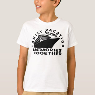 FAMILY VACATION. T-Shirt