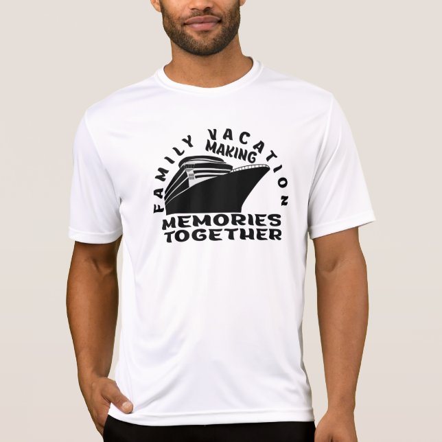 FAMILY VACATION. T-Shirt (Front)