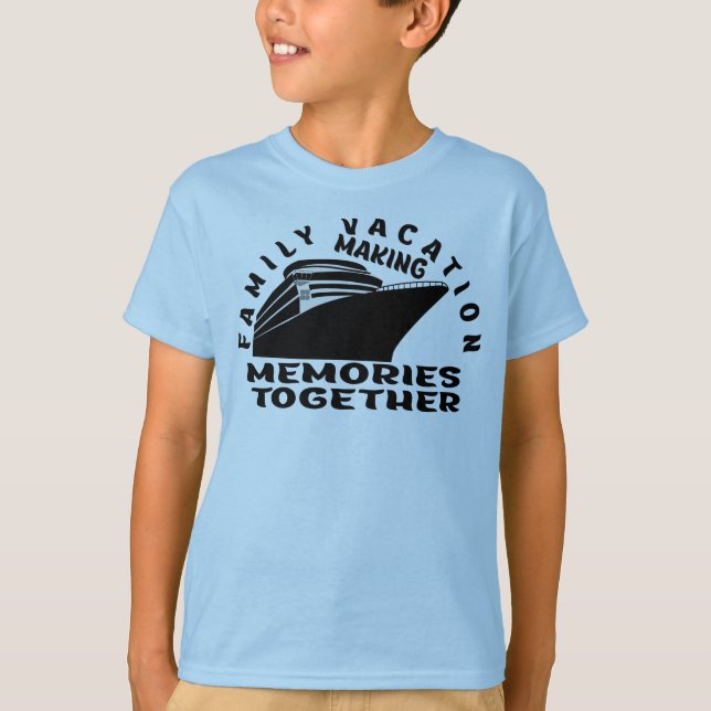FAMILY VACATION. T-Shirt (Front)