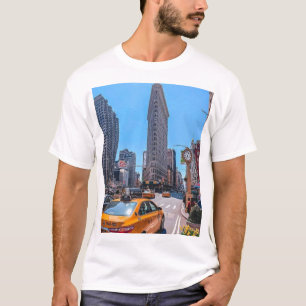 Famous Flatiron Building New York Yellow Cab Retro T-Shirt