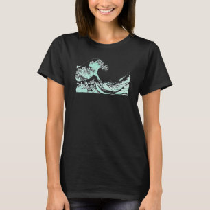 Famous Vintage Art Classic Great Ocean Wave Specia T-Shirt