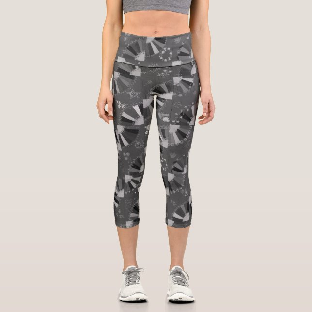 Fan crazy quilt capri leggings (Front)