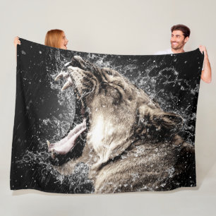 FANGS FLEECE BLANKET