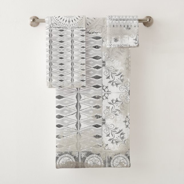 Farmhouse Patchwork Mixed Tile Pattern Distressed Bath Towel Set (Insitu)