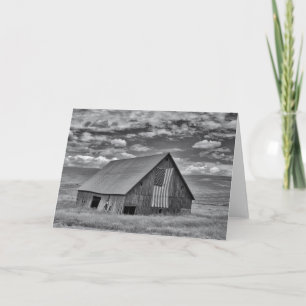 Farms   BW American Flag Barn Scene Card