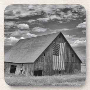 Farms BW American Flag Barn Scene Coaster