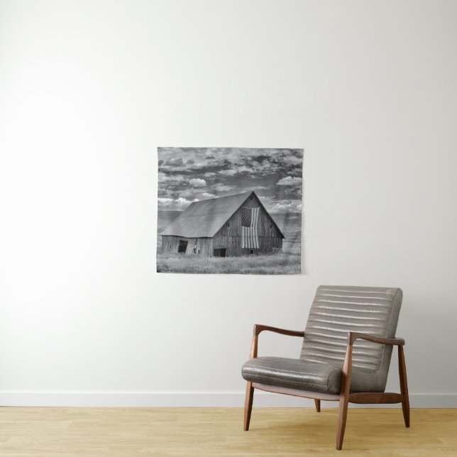 Farms | BW American Flag Barn Scene Tapestry (In Situ (Horizontal))