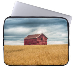 Farms Old Red Barn Laptop Sleeve