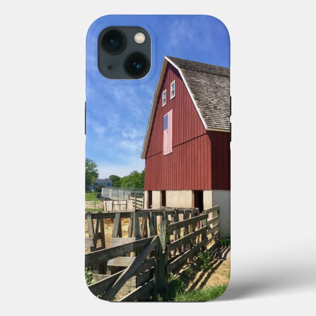 Farms | Red Barn With American Flag Case-Mate iPhone Case (Back)