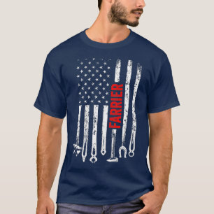 Farrier US Flag Horseshoe Hoof Trimming Equine Sho T-Shirt