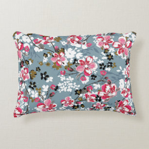Fashionable pattern in small flowers decorative cushion