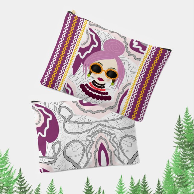Fashionable woman accessory pouch (Creator Uploaded)